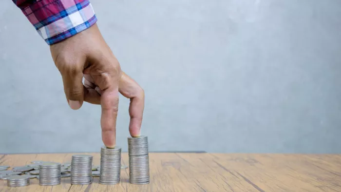 SIP के जरिए आप अलग-अलग सेक्टर्स में निवेश करते हैं।
