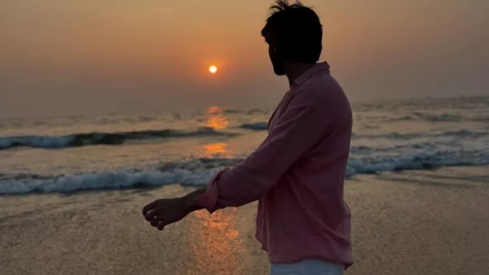 कार्तिक आर्यन फिल्म कांची किसिंग सीन (Photo: Instagram)