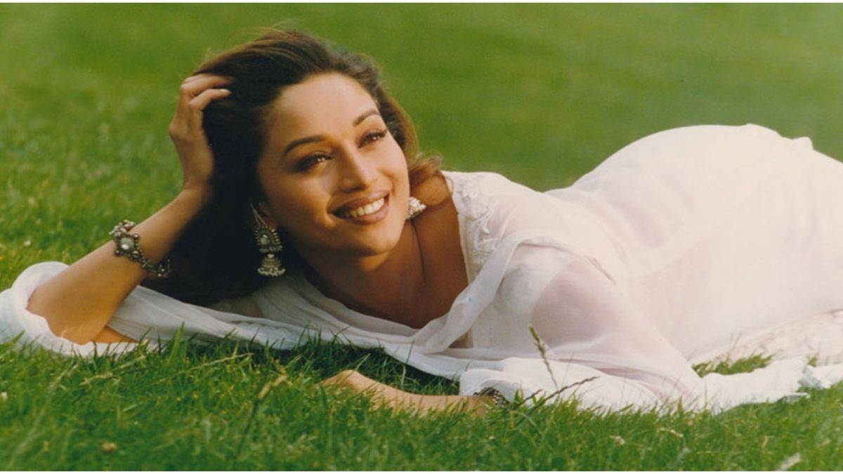 https://www.jagranimages.com/images/newimg/06032025/06_03_2025-madhuri_23895766.jpg