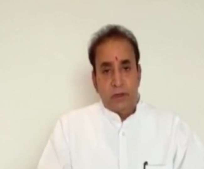 वसूली मामले में सीबीआइ ने महाराष्ट्र के पूर्व गृह मंत्री अनिल देशमुख को हिरासत में लिया। फाइल फोटो