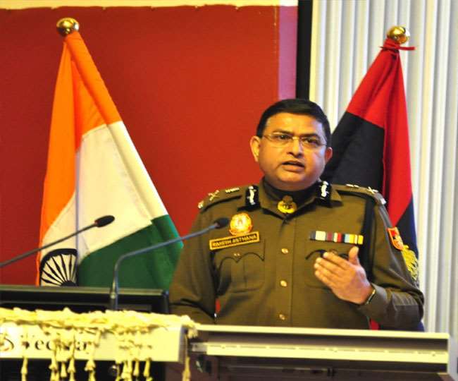 दिल्ली के पुलिस आयुक्त राकेश अस्थाना ने सामुदायिक अध्ययन केंद्र का उद्घाटन किया।