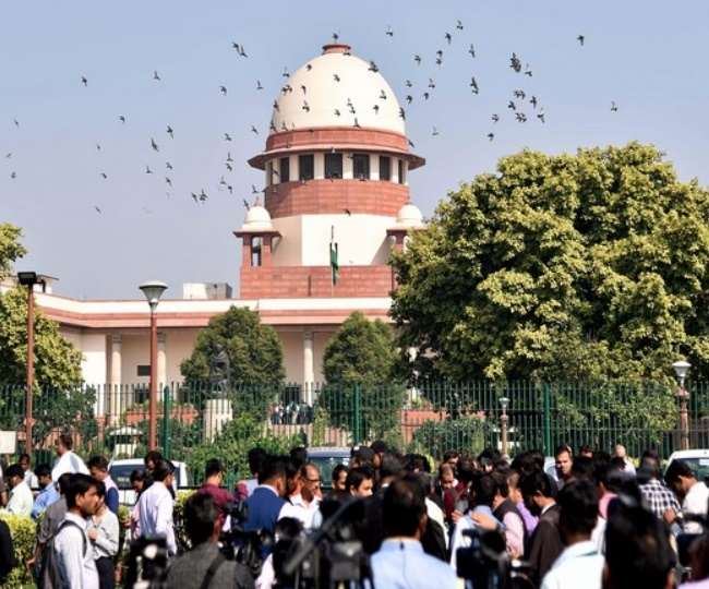 सुप्रीम कोर्ट ने केंद्र से कहा कि योजनाएं लाते वक्त उसके वित्तीय प्रभाव को भी ध्यान में रखा जाए... (File-Photo)