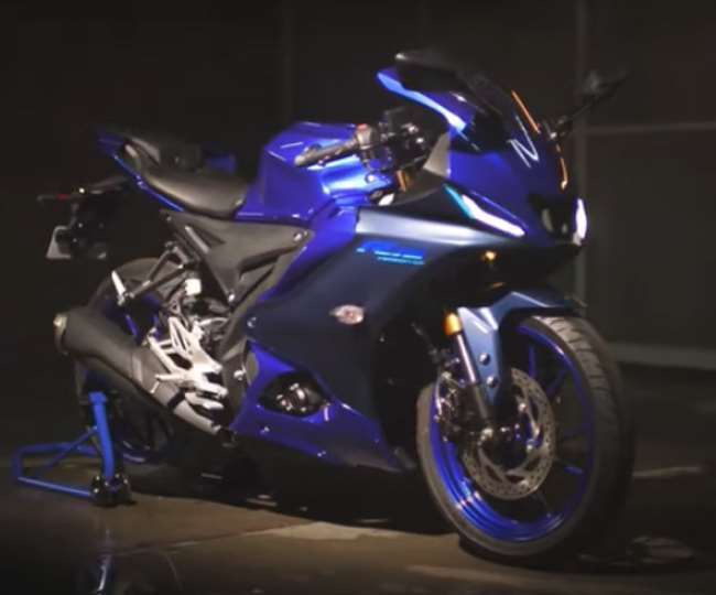https://www.jagranimages.com/images/newimg/06042022/06_04_2022-yamaha_yzf_r15_v4_22603361.jpg