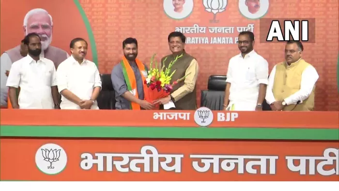 Anil Antony Joins BJP अनिल एंटनी ने भाजपा ज्वाइन की।