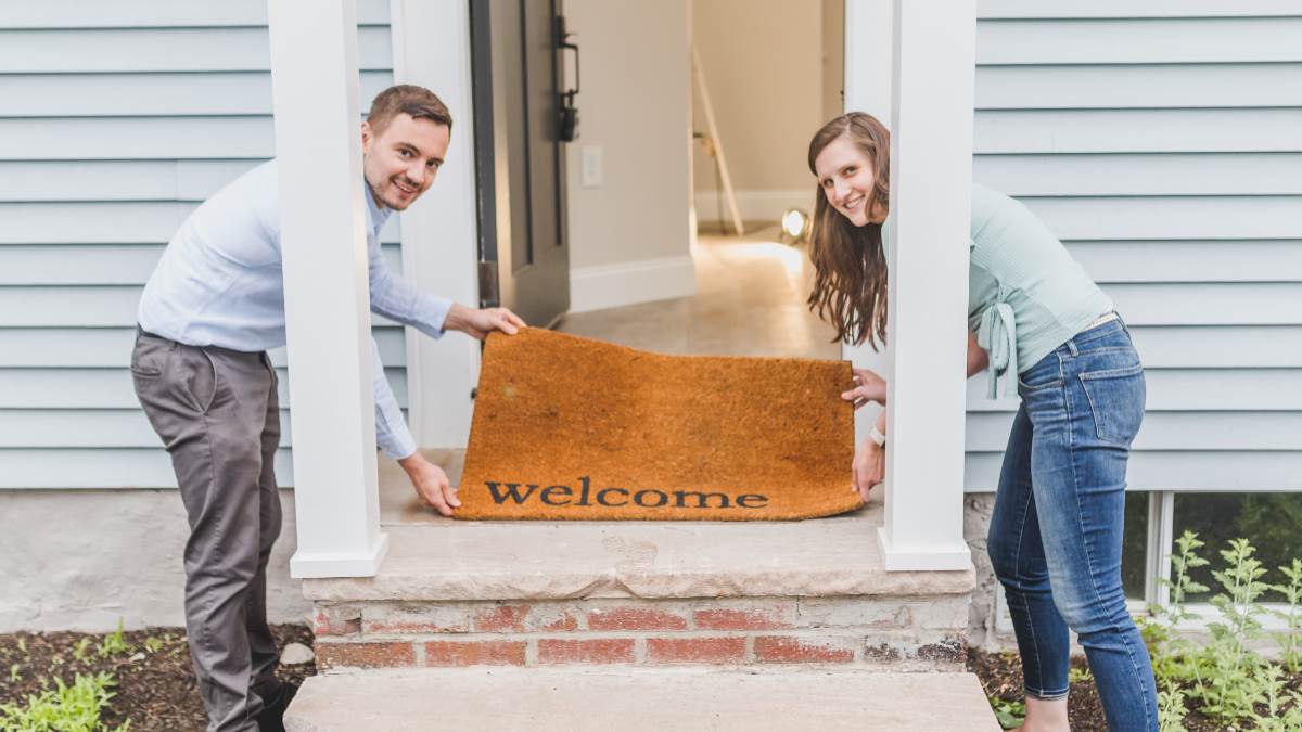 इन Best Door Mat से बढाएं घर की खूबसूरती और करें मेहमानों का स्वागत