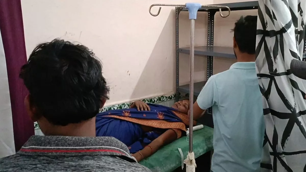 गोपालगंज: प्रेम विवाह से नाराज सास ने पीटा तो बहू ने खाया कीटनाशक, हालत गंभीर