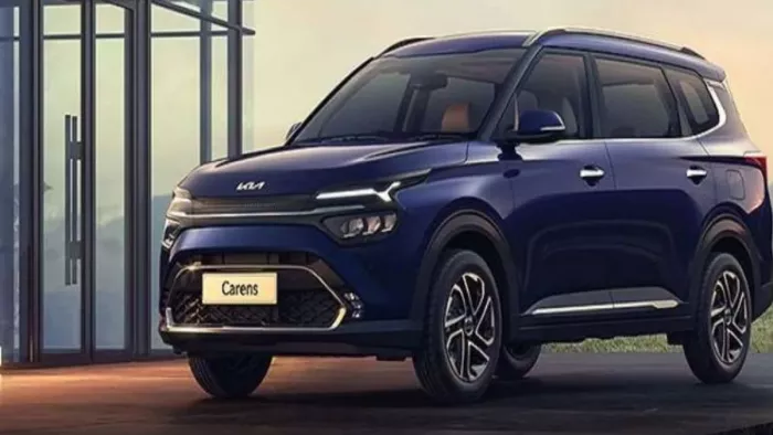 Kia Carens Luxury (O) के बारे में जानें खास बातें जो इसे बनाती है दमदार और किफायती