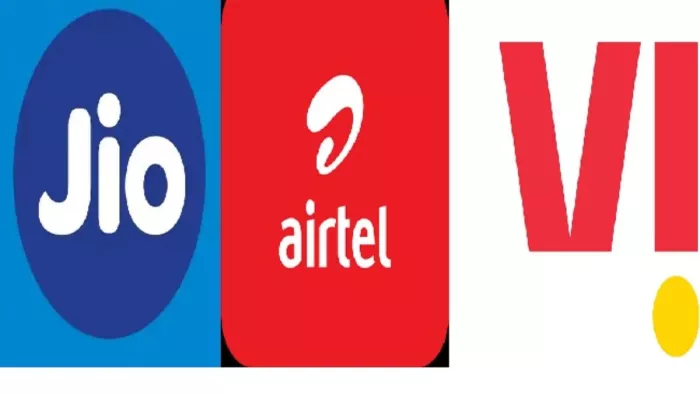 best plans of Jio Airtel and Vodafone Idea in the range of Rs 500 getting free Hotstar subscription