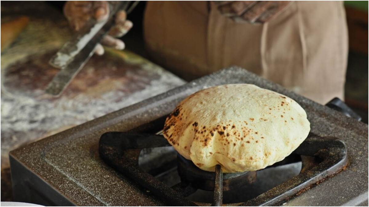 Chapati History कभी सोचा है, आखिर गोल ही क्यों बनाई जाती है रोटियां