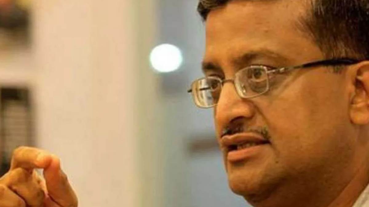 https://www.jagranimages.com/images/newimg/06042024/06_04_2024-ashok_khemka_23691128_194244438.jpg