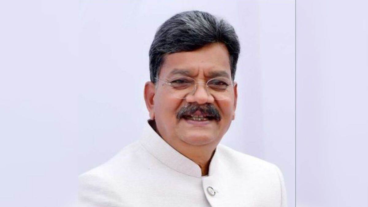 https://www.jagranimages.com/images/newimg/06042024/06_04_2024-charan_das_mahant_23690958.jpg