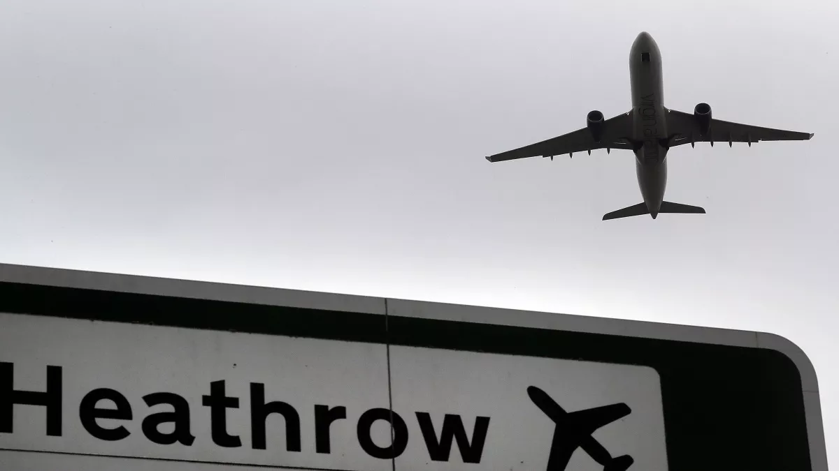 Heathrow Airport: ब्रिटिश एयरवेज और वर्जिन अटलांटिक जेट के बीच टक्कर, हीथ्रो में रनवे पर टला बड़ा हादसा