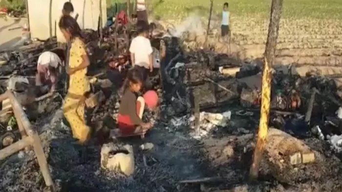 Punjab News: फगवाड़ा में चार झुगियों में लगी आग, गेहूं-चावल समेत हजारों रुपए जलकर खाक