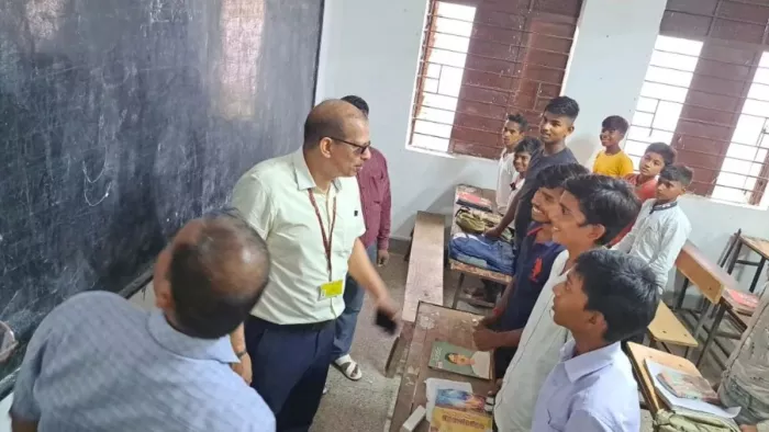 KK Pathak के राज में यह क्या? डीएम के पास अचानक पहुंची महिला (फाइल फोटो)