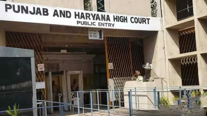 नई नियुक्तियों में केंद्रीय पे स्केल को लागू करने को चुनौती
