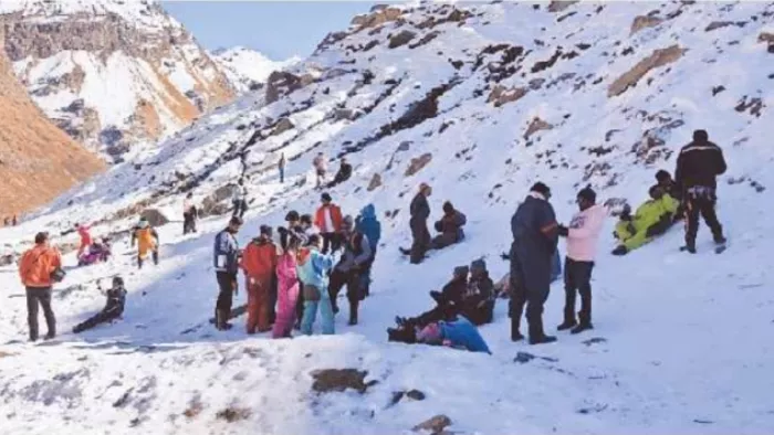 पश्चिमी विक्षोभ कमजोर, तीन माह बाद हुआ कोकसर बहाल
