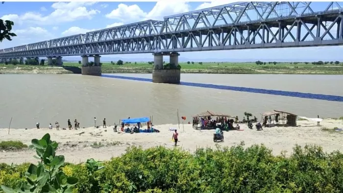 बेगूसराय के साहेबपुर कमाल से रेल एवं सड़क पुल मुंगेर का हुआ सीधा जुड़ाव