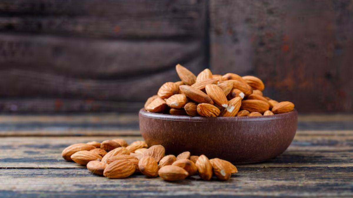 https://www.jagranimages.com/images/newimg/06042025/06_04_2025-almond_23913125.jpg