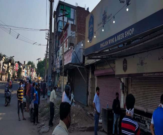 Faridabad Wine Shop News 40 दिन बाद शराब के ठेके खुलते ही दुकान के