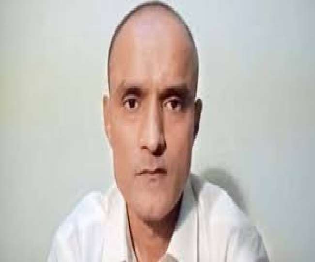 पाकिस्तानी अदालत ने जाधव मामले में भारत से सहयोग करने को कहा