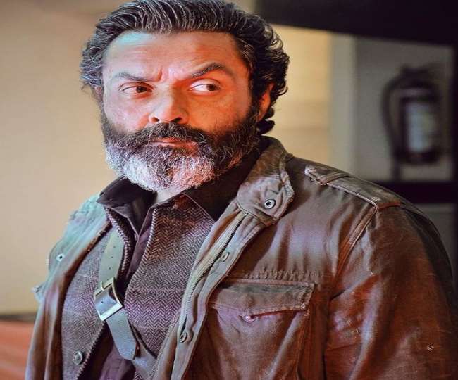 https://www.jagranimages.com/images/newimg/06052022/06_05_2022-bobby_deol_22688837.jpg