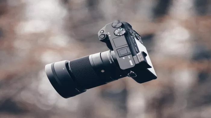 Best Mirrorless Cameras: इन कैमरे की टक्कर का कोई नहीं, फीचर्स मचा रहे कोहराम, कीमत भी जान लें