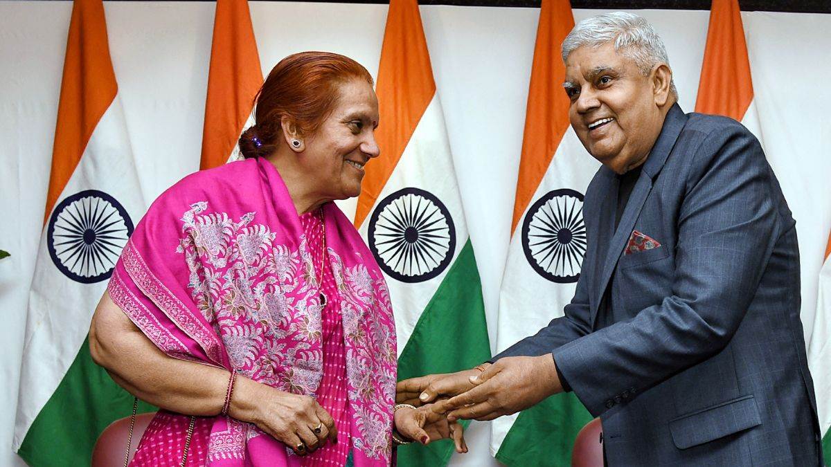 https://www.jagranimages.com/images/newimg/06052023/06_05_2023-jagdeep_dhankhar_london_23405032.jpg