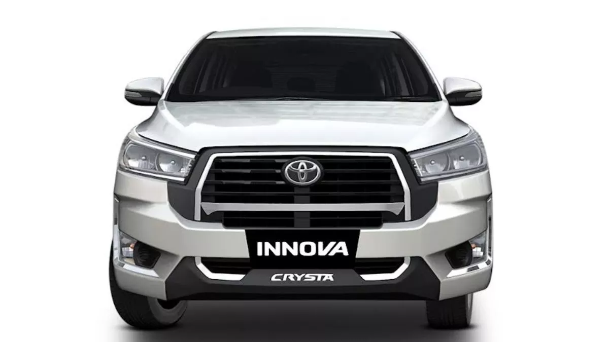 14 नए फीचर्स के साथ आया Toyota Innova Crysta GX+ वेरिएंट, जानें कितनी है कीमत