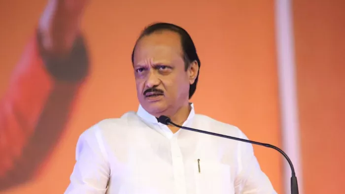 Supriya Sule vs Sunetra Pawar रोहित पवार पर अजित का तंज।