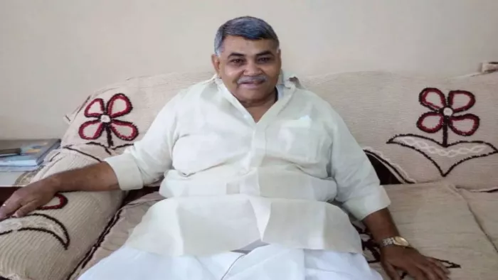 Agra News: भाजपा प्रदेश अध्यक्ष ने चौ. बाबूलाल को दिया कारण बताओ नोटिस