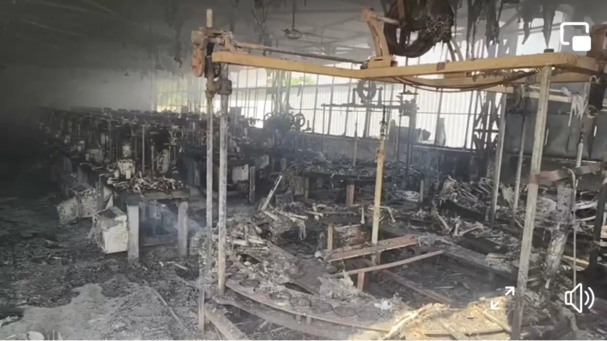 Faridabad Fire: फैक्ट्री और कॉपी-किताब के गोदाम में लगी आग, लाखों का सामान जलकर हुआ राख