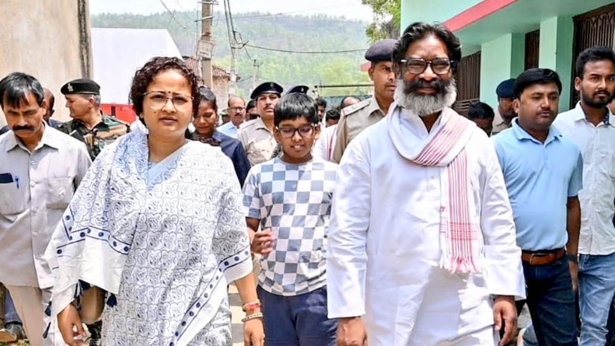 https://www.jagranimages.com/images/newimg/06052024/06_05_2024-hemant_soren_23712324_21381422.jpg
