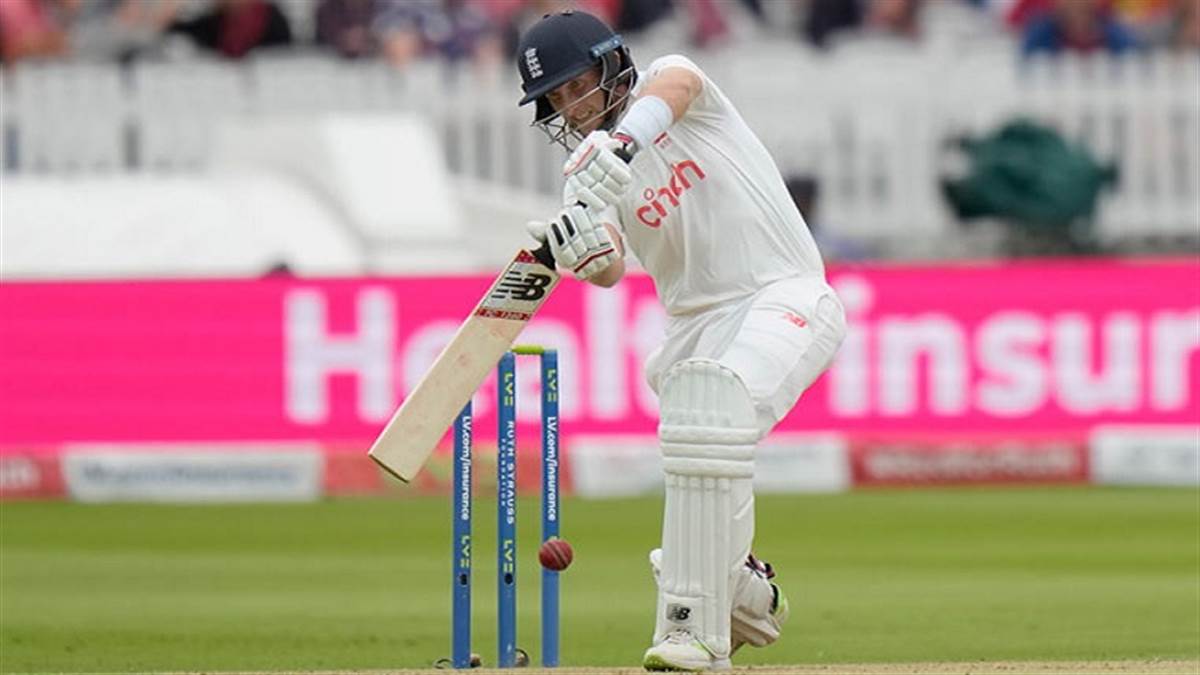इंग्लैंड क्रिकेट टीम के बल्लेबाज जो रूट (एपी फोटो)