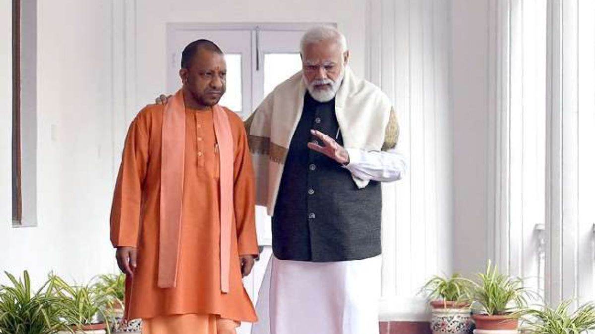 https://www.jagranimages.com/images/newimg/06062024/06_06_2024-modi_yogi_23733232.jpg