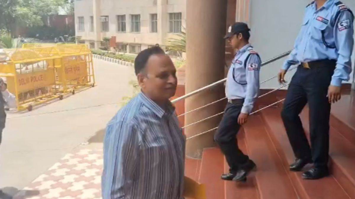 https://www.jagranimages.com/images/newimg/06062025/06_06_2025-delhi_news_3_2_23957200.jpg