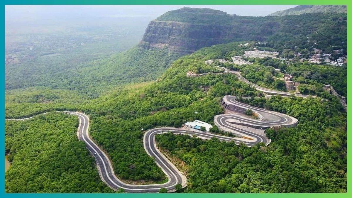 https://www.jagranimages.com/images/newimg/06062025/06_06_2025-pavagarh_hill_station_23957359.jpg