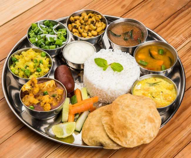 Healt Tips: जानिए- संतुलित भोजन के लिए क्‍या क्‍या व कितनी मात्रा होनी  चाहिए - Know what and how much quantity should be there for a balanced diet
