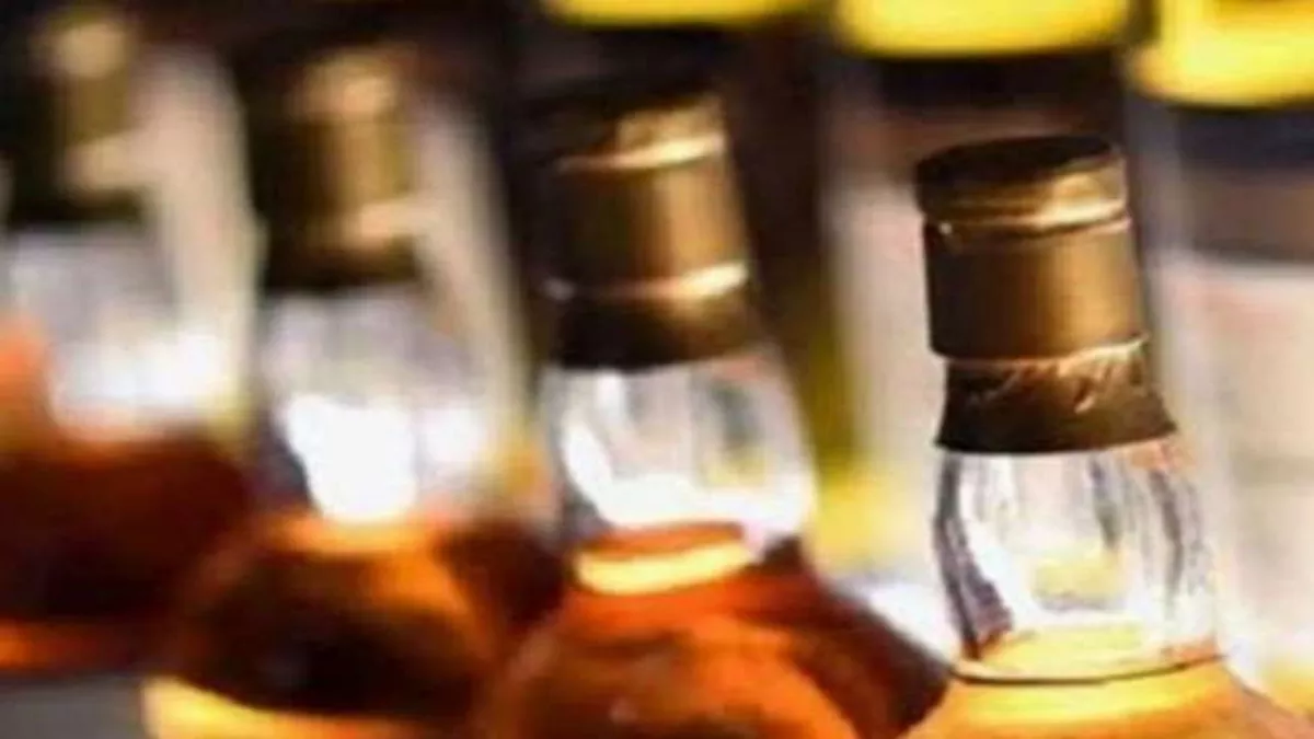 Aligarh News: न छापे न दबिश ...फाइलों में निपटा दिया शराब के खिलाफ अभियान