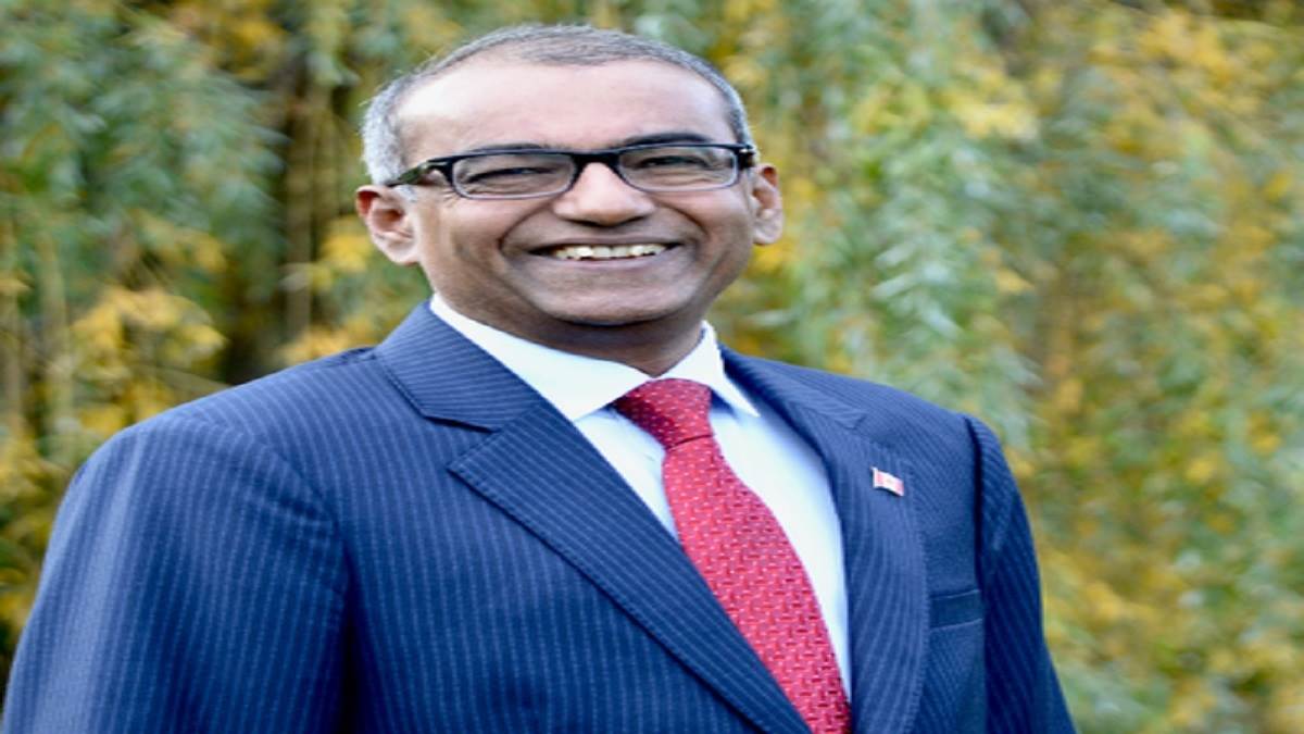 https://www.jagranimages.com/images/newimg/06072022/06_07_2022-canadian_mp_chandra_arya_22867093_123953398.jpg