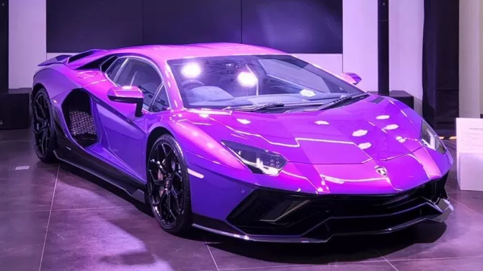 Lamborghini Aventador Ultimae Coupe भारत में हुई पेश, देखें फीचर्स