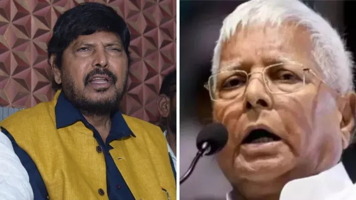 लखनऊ में शनिवार को वीवीआइपी गेस्ट हाउस में पत्रकारों से बात करते केंद्रीय राज्यमंत्री रामदास आठवले। जागरण