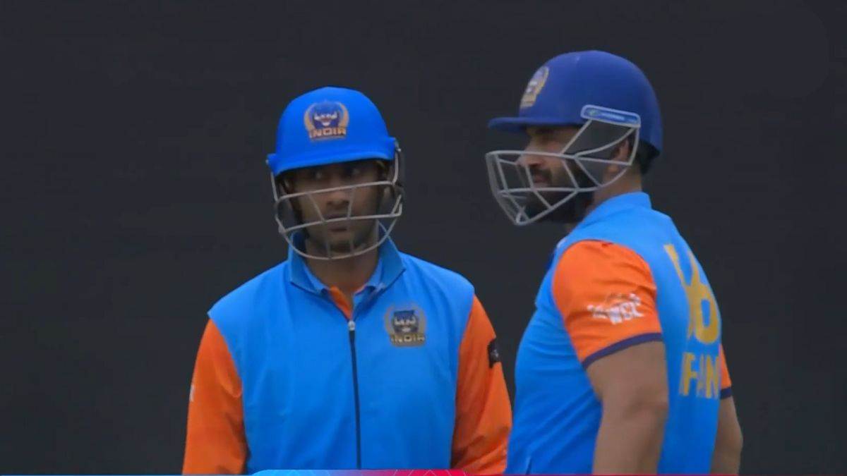 https://www.jagranimages.com/images/newimg/06072024/06_07_2024-india_champions_23753289.jpg