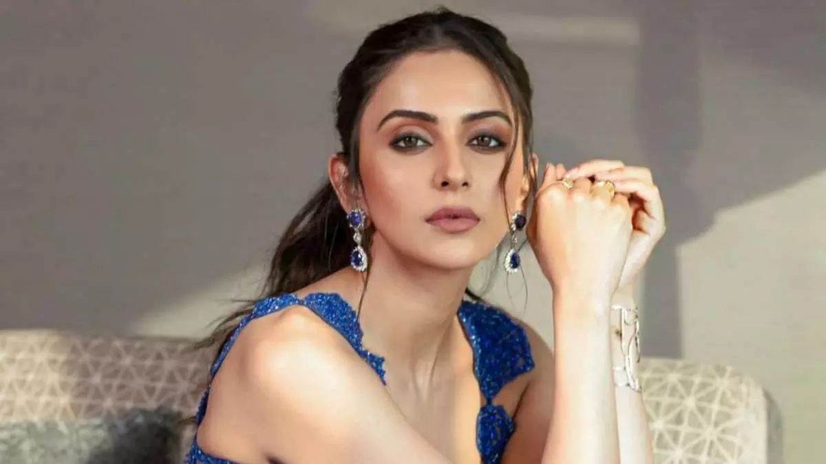 https://www.jagranimages.com/images/newimg/06072024/06_07_2024-rakul_23753479.jpg