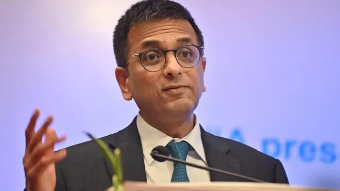 सुप्रीम कोर्ट के पूर्व मुख्य न्यायाधीश डीवाई चंद्रचूड़। फोटो- एएनआई