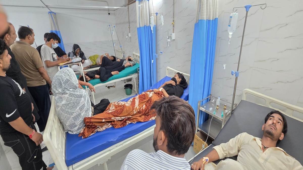 saharanpur news food poisoning sickens over 200 shia community members one dead