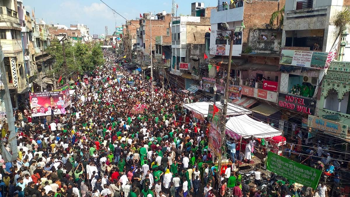 https://www.jagranimages.com/images/newimg/06072025/06_07_2025-muharram_julus_23976988.jpg