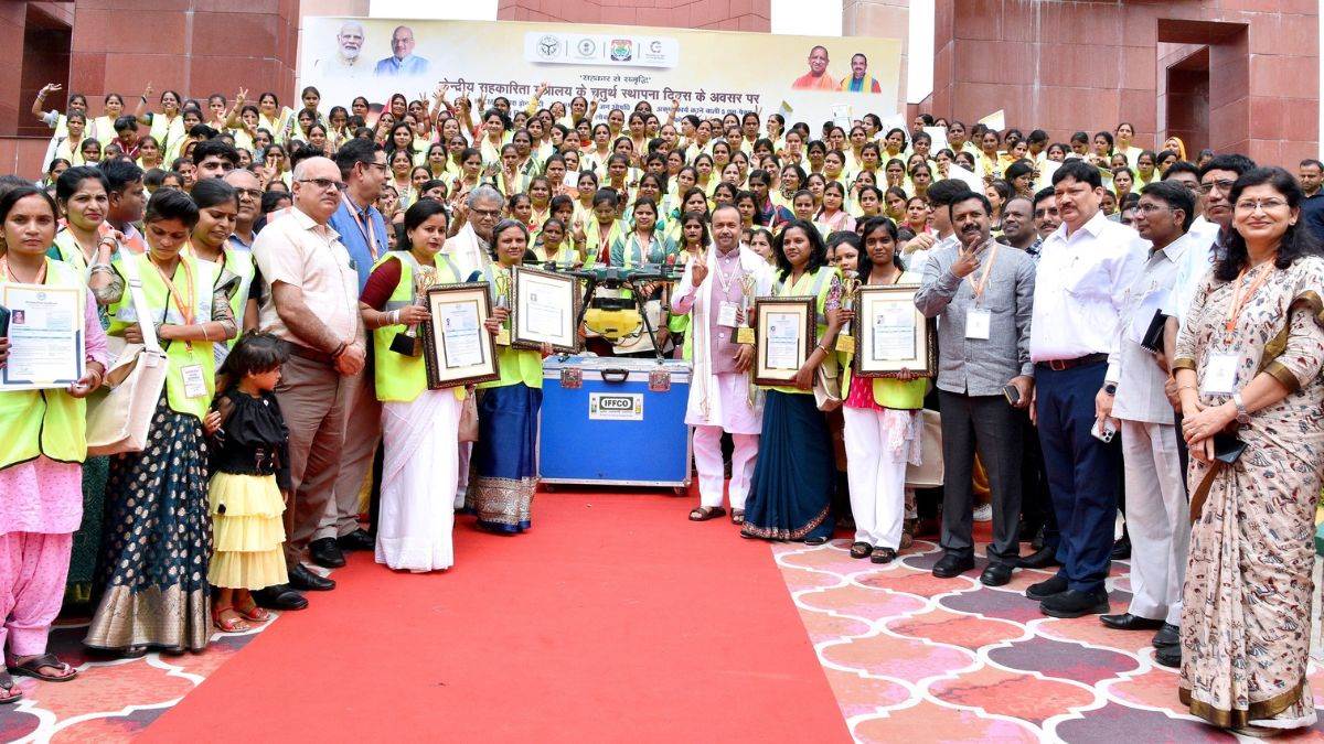 lucknow news drone didi yojana empowers women as drone pilots
