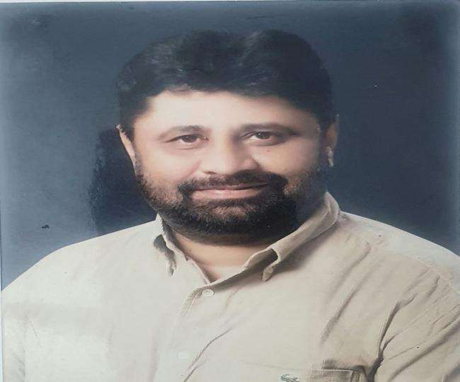 प्रदीप छाबड़ा ने शुक्रवार को पार्टी की सदस्यता से इस्तीफा दिया है।