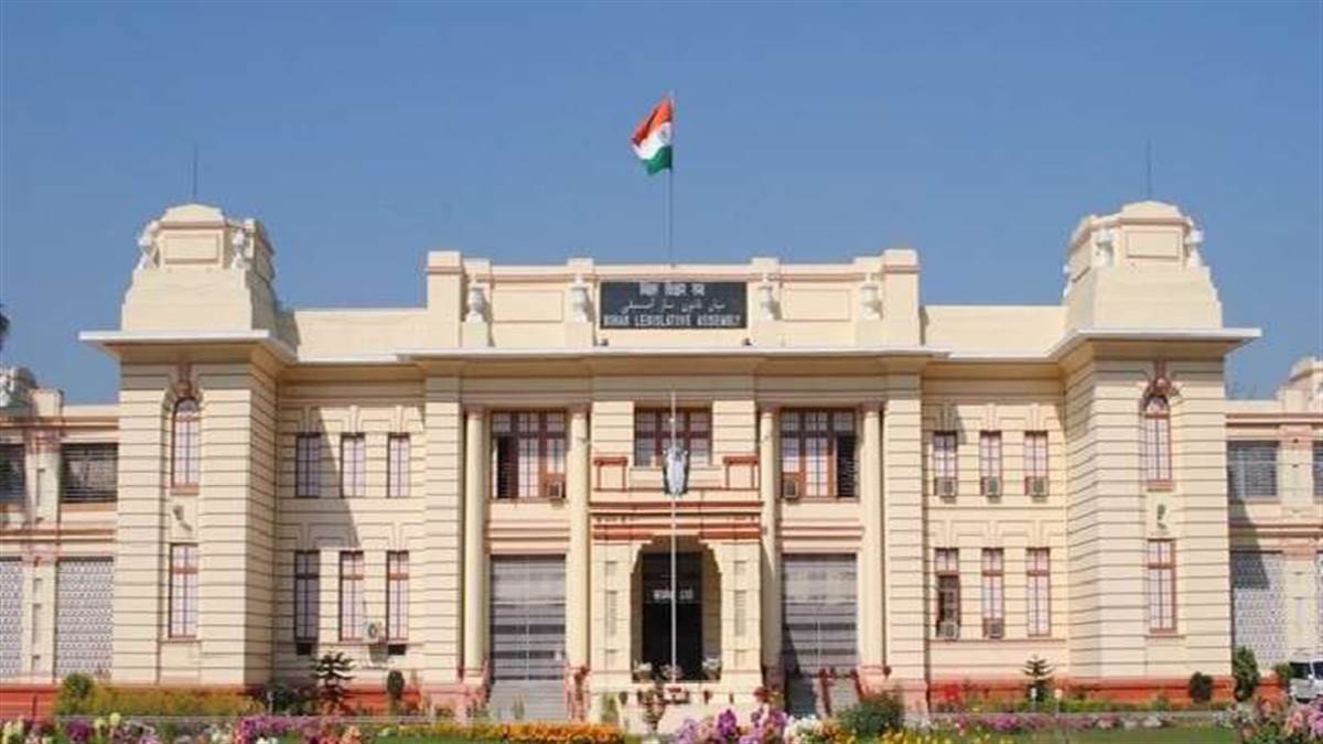 bihar assembly speaker vijay kumar sinha said seek clarification from the officers who have avoided the meetings of the committees