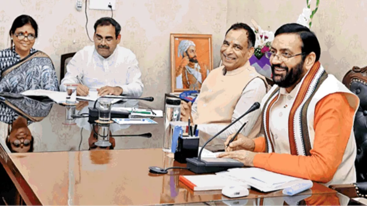 'मिशन 2029' की तैयारी शुरू:जिन 42 सीटों पर हारी थी BJP उनके लिए बनाई खास रणनीति; कांग्रेस को सेंधमारी की टेंशन!